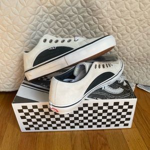 Vans skateboarding shoe